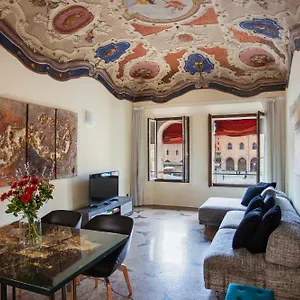 Urbanicooh Paracelso - Piazza Maggiore View Apartment Bologna